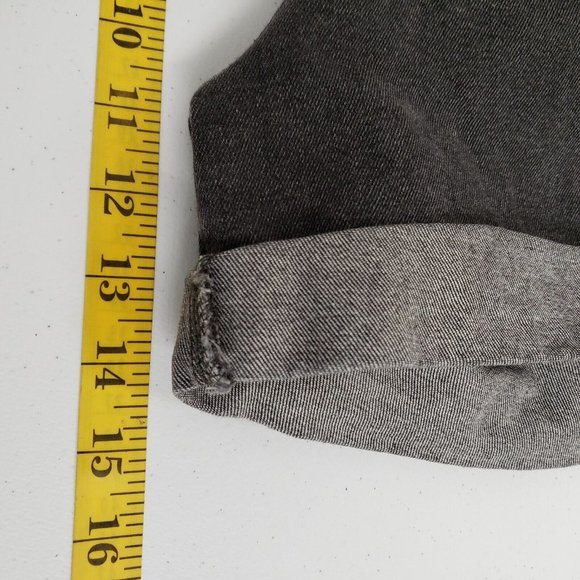 Levis Womens Gray Wedgie Short Size 32 Rolled Hem Denim Casual Button Fly Summer - Picture 8 of 9